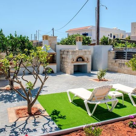 Md Residence Near The Beach W Bbq And Private Parking 赫索尼索斯 外观 照片