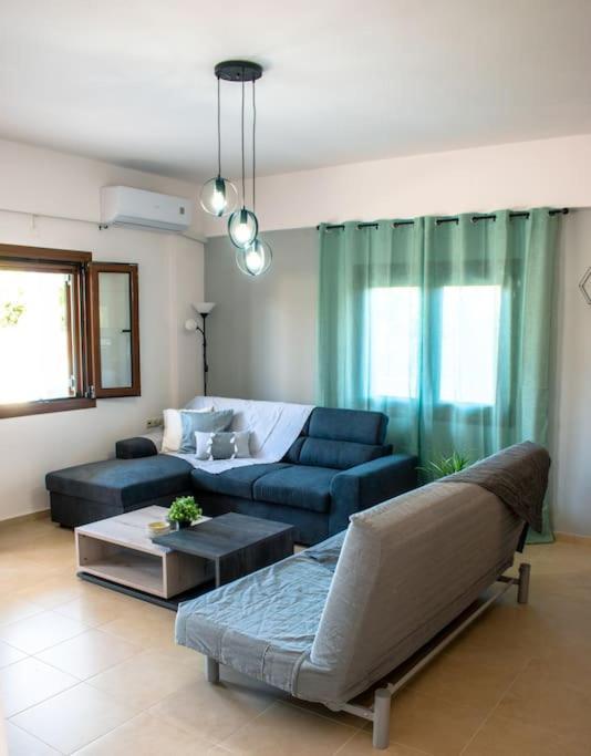 Md Residence Near The Beach W Bbq And Private Parking 赫索尼索斯 外观 照片